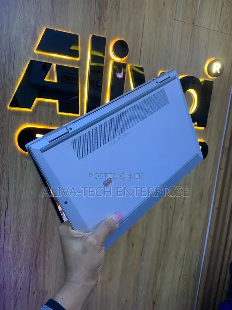 Laptop HP EliteBook x360 1040 G7 32GB Intel Core i7 SSD 512GB