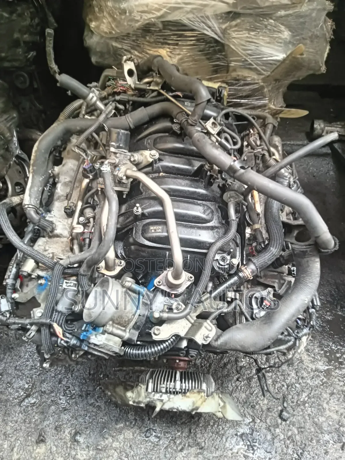 Toyota Tundra Engine 1ur.