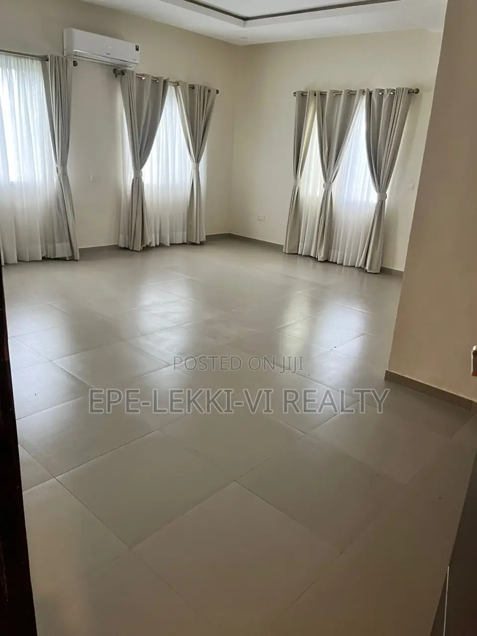 3bdrm Apartment in Ikoyi for rent