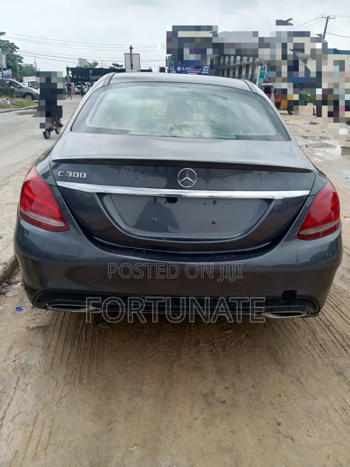 Mercedes-Benz C300 2016 Gray
