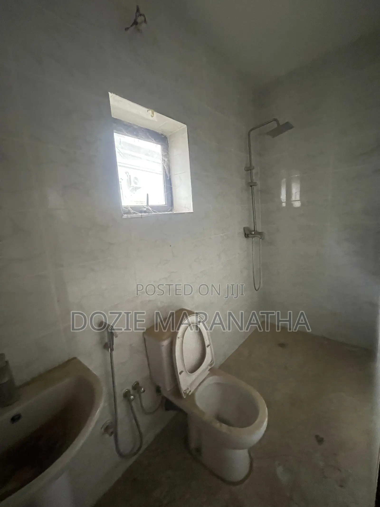 4bdrm Townhouse/Terrace in Jahi for sale