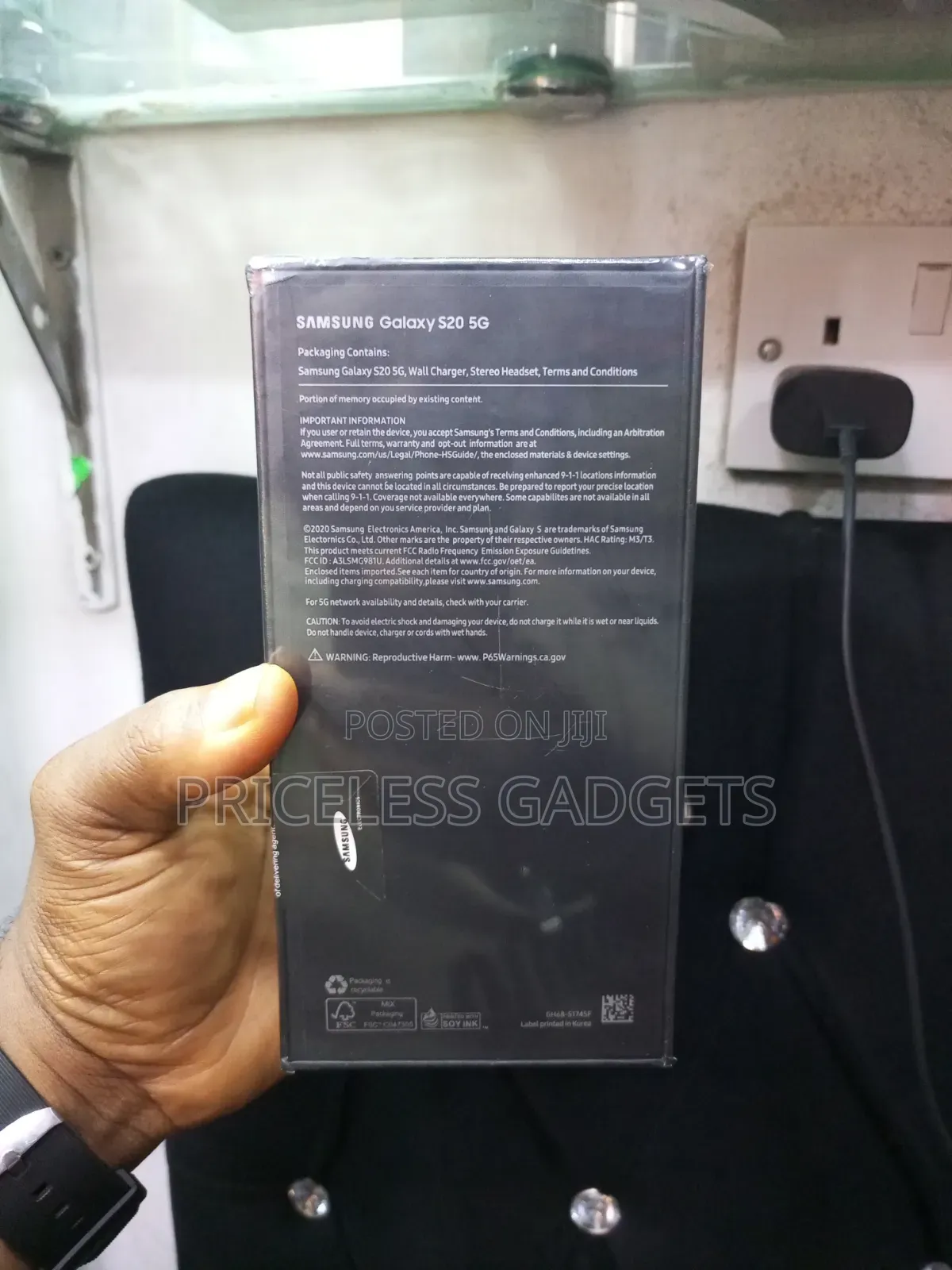 New Samsung Galaxy S20 128 GB Black