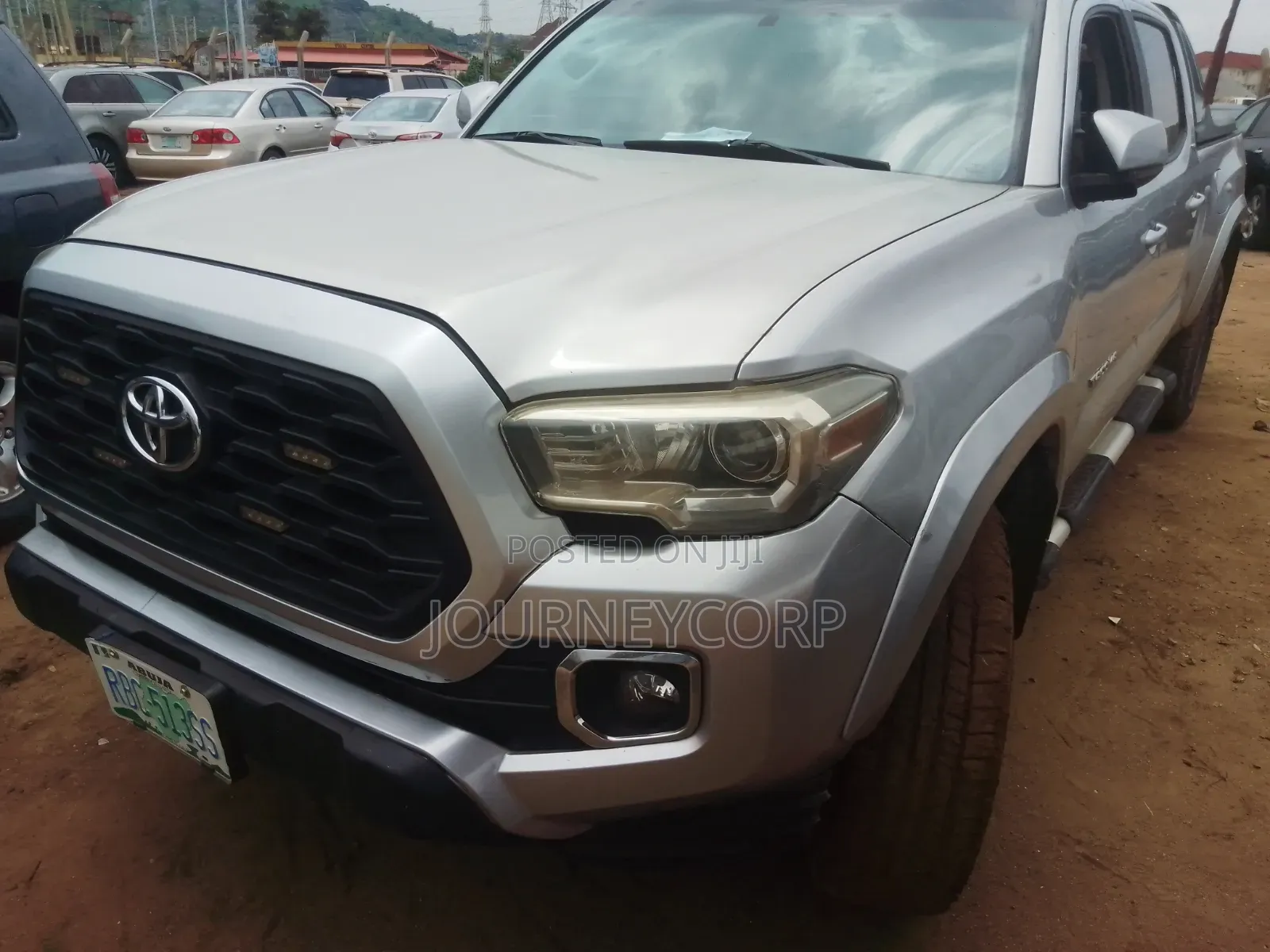 Toyota Tacoma SR5 2017 Silver