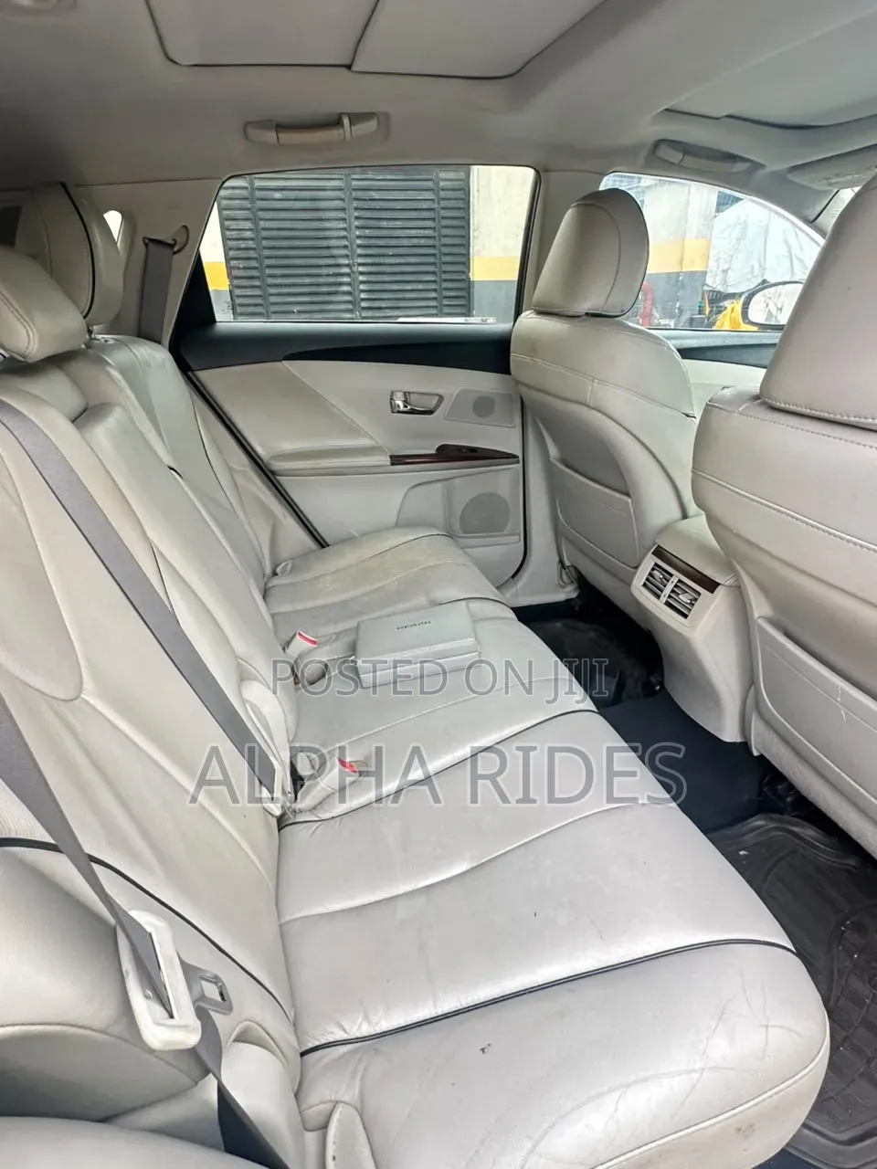 Toyota Venza V6 AWD 2010 Gray