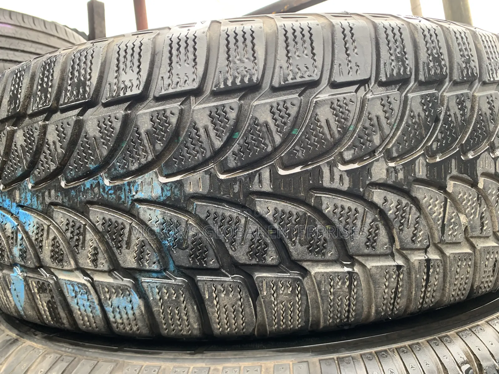 225/65 R17 Direct Tokunbo Bridgestone Tire – Clean Durable