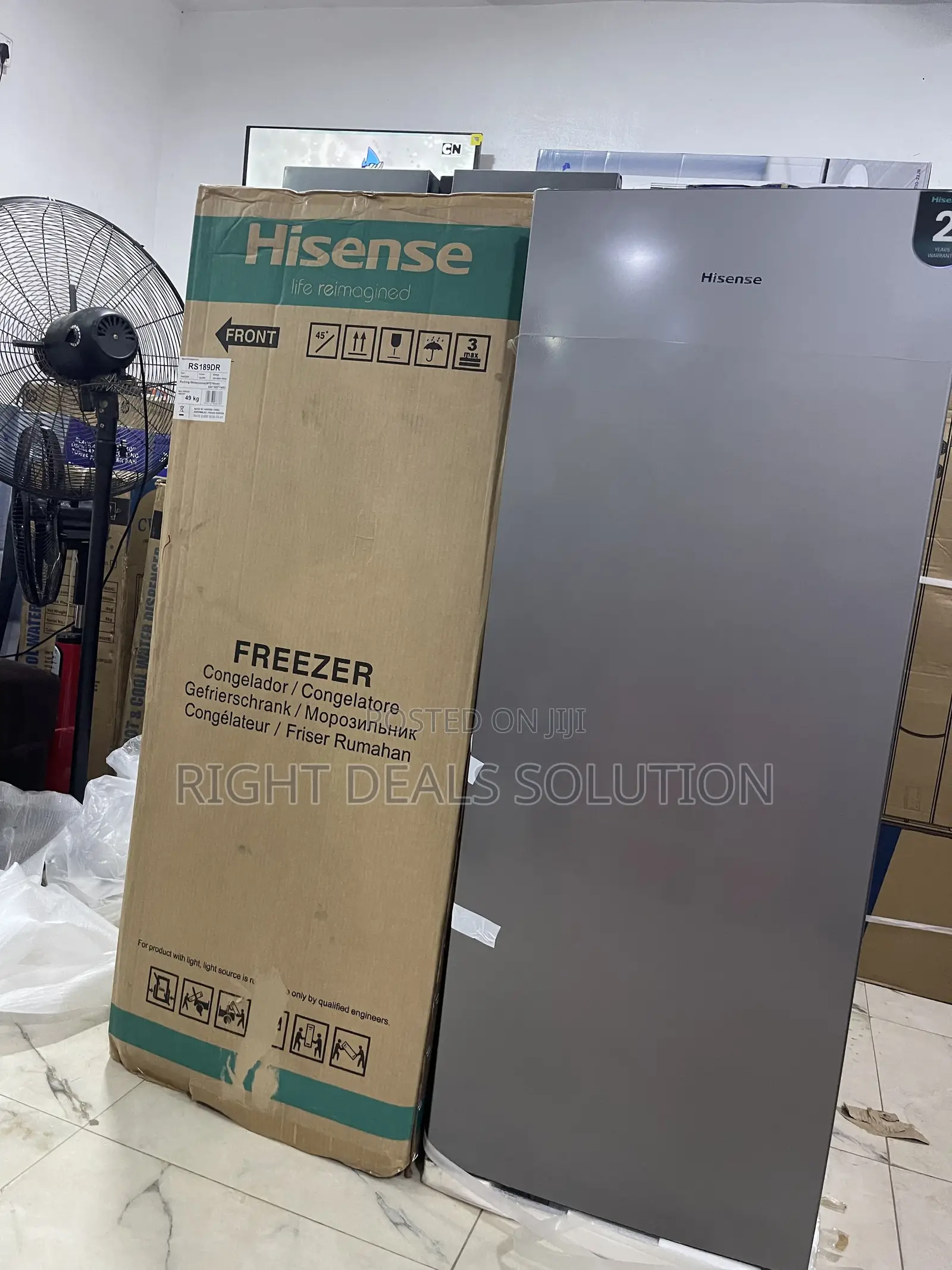 Beautify Your Kitchen With the New Hisense Rs189dr Refridgerator