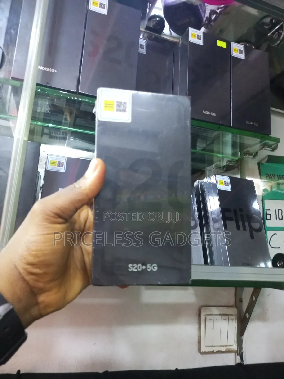 New Samsung Galaxy S20+ 5G 128 GB Black