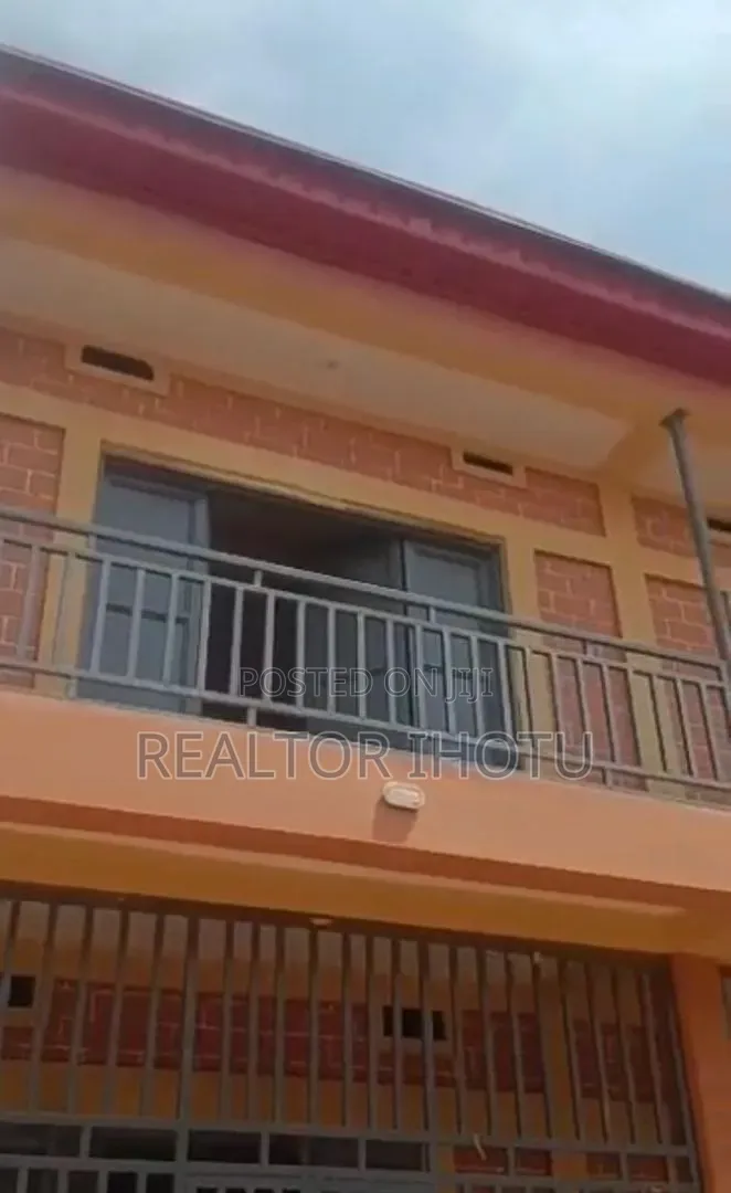 Warehouse for Sale at Fo1 Building Market