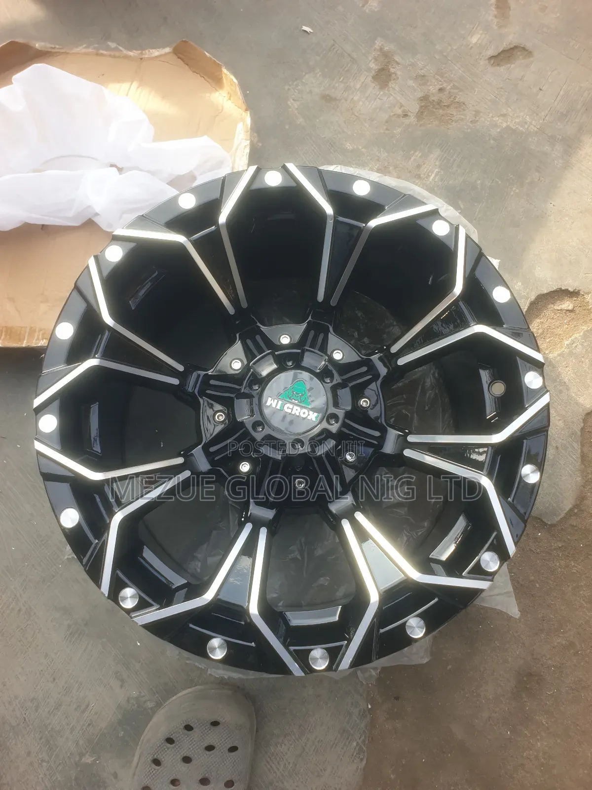 Dunlop Tyre 265/65/18 Toyota Tacoma Etc 