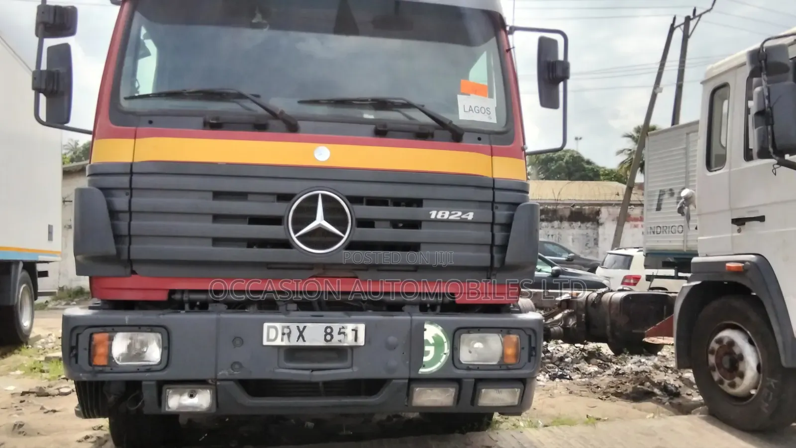 Mercedes Benz Container Body 1824