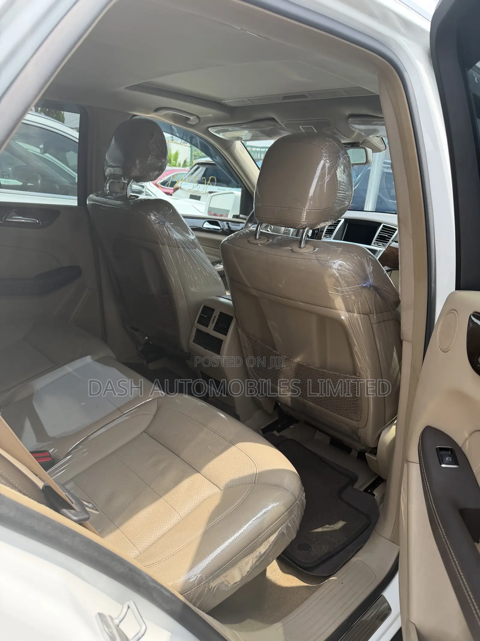 Mercedes-Benz M Class ML350 4MATIC 4dr SUV AWD (3.5L 6cyl 7A) 2015 White