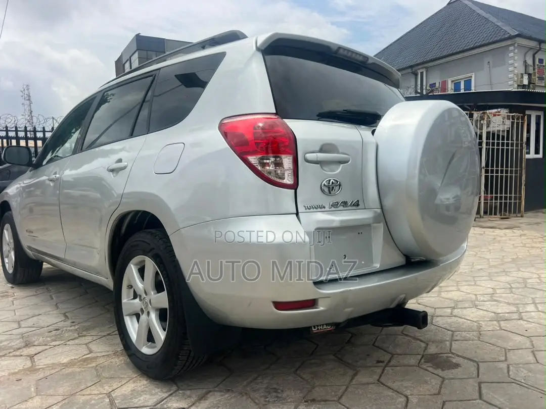 Toyota RAV4 Limited V6 2007 Silver