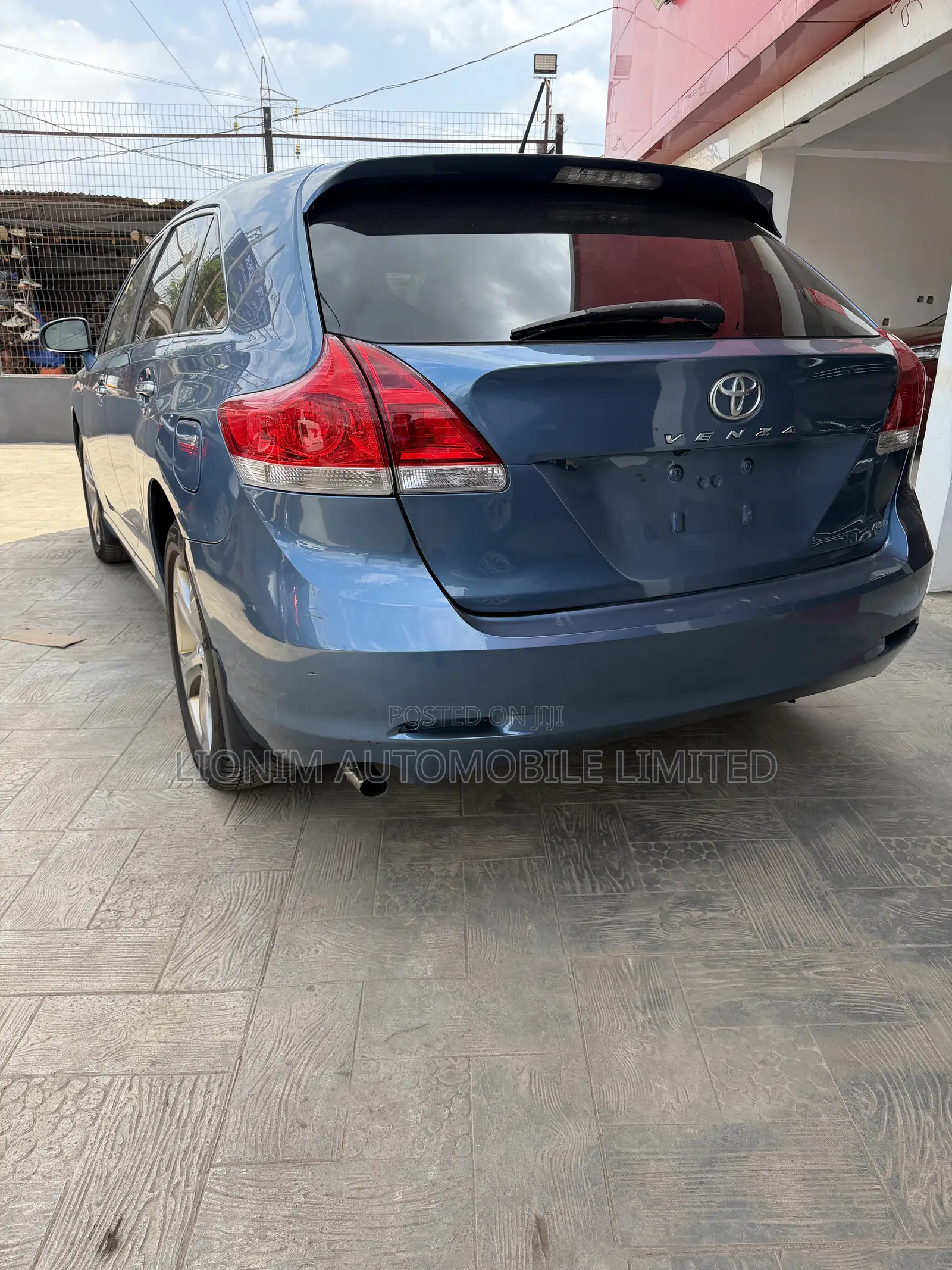 Toyota Venza AWD 2010 Blue