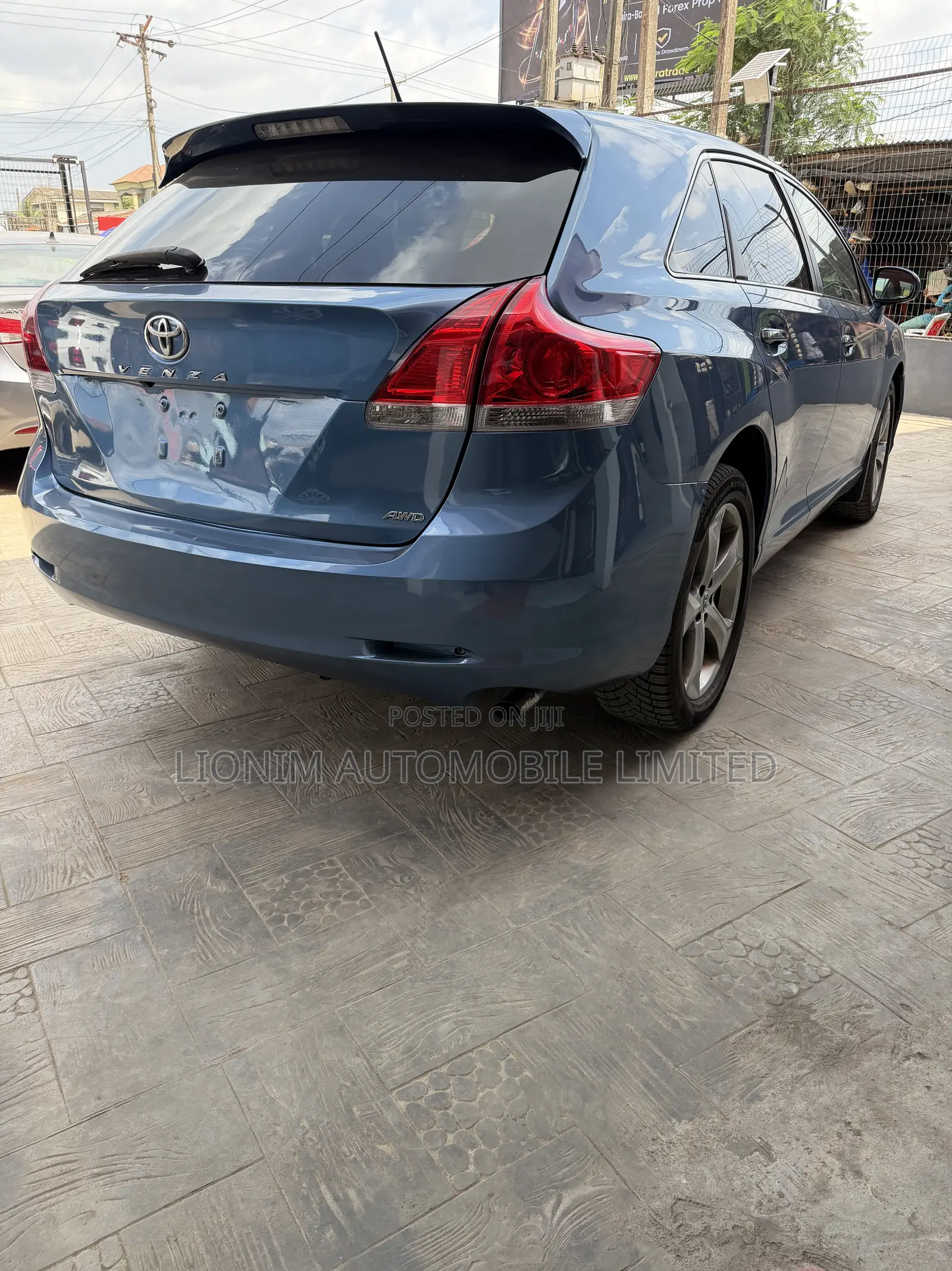 Toyota Venza AWD 2010 Blue