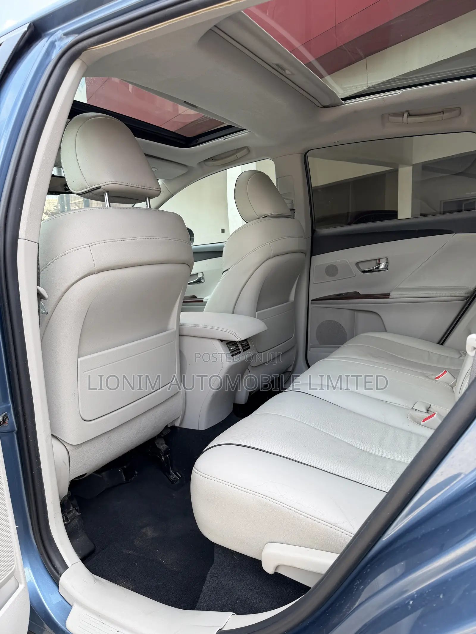 Toyota Venza AWD 2010 Blue