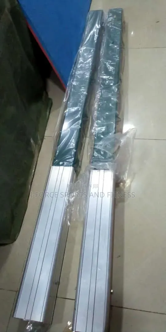 Lawn Tennis Post (Fiber)