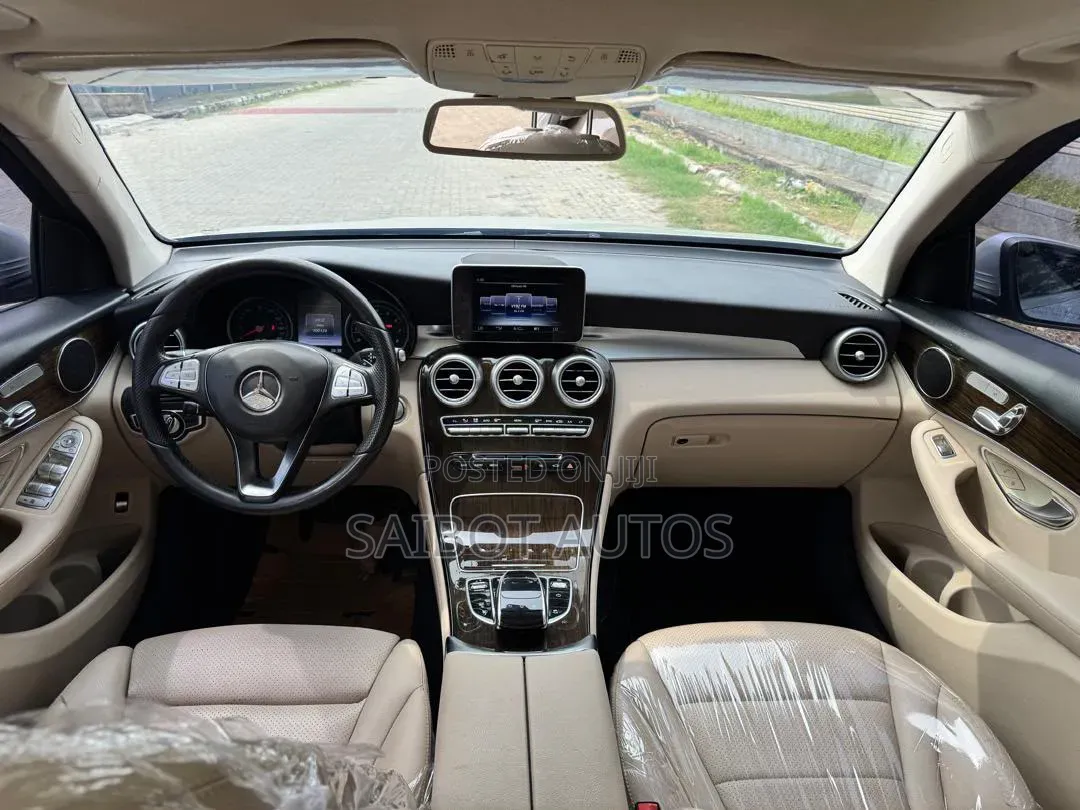 Mercedes-Benz GLC-Class 2017 Silver