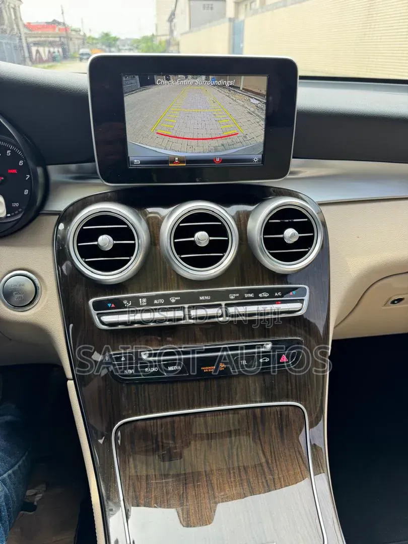 Mercedes-Benz GLC-Class 2017 Silver