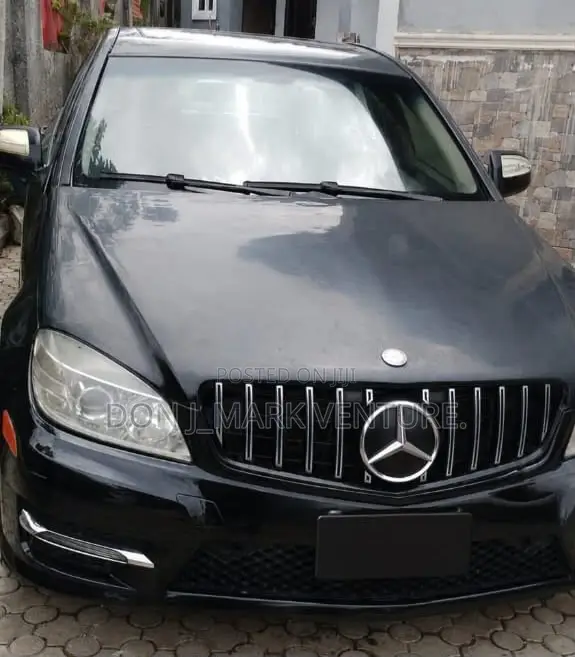 Mercedes-Benz C300 2008 Black