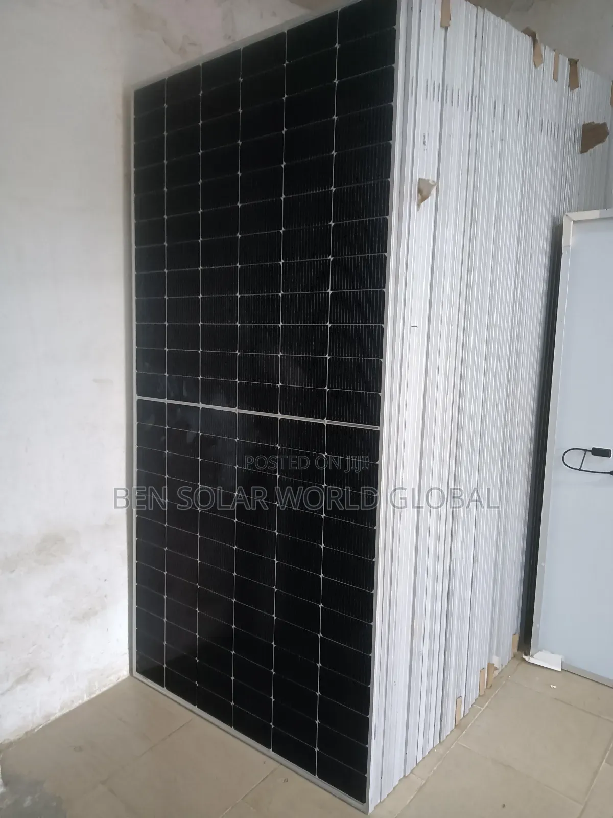 670w Solar Jinko Penel