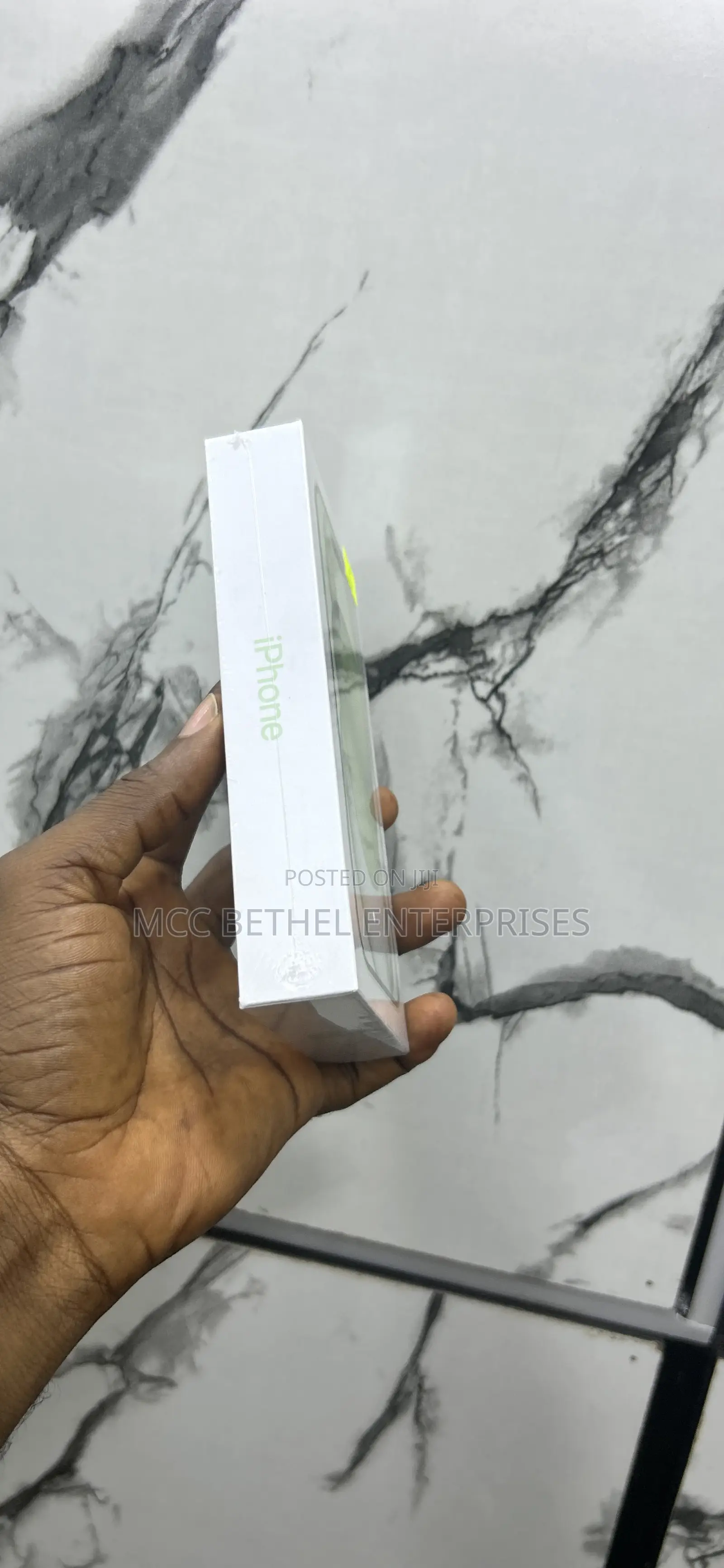 New Apple iPhone 15 128 GB Green