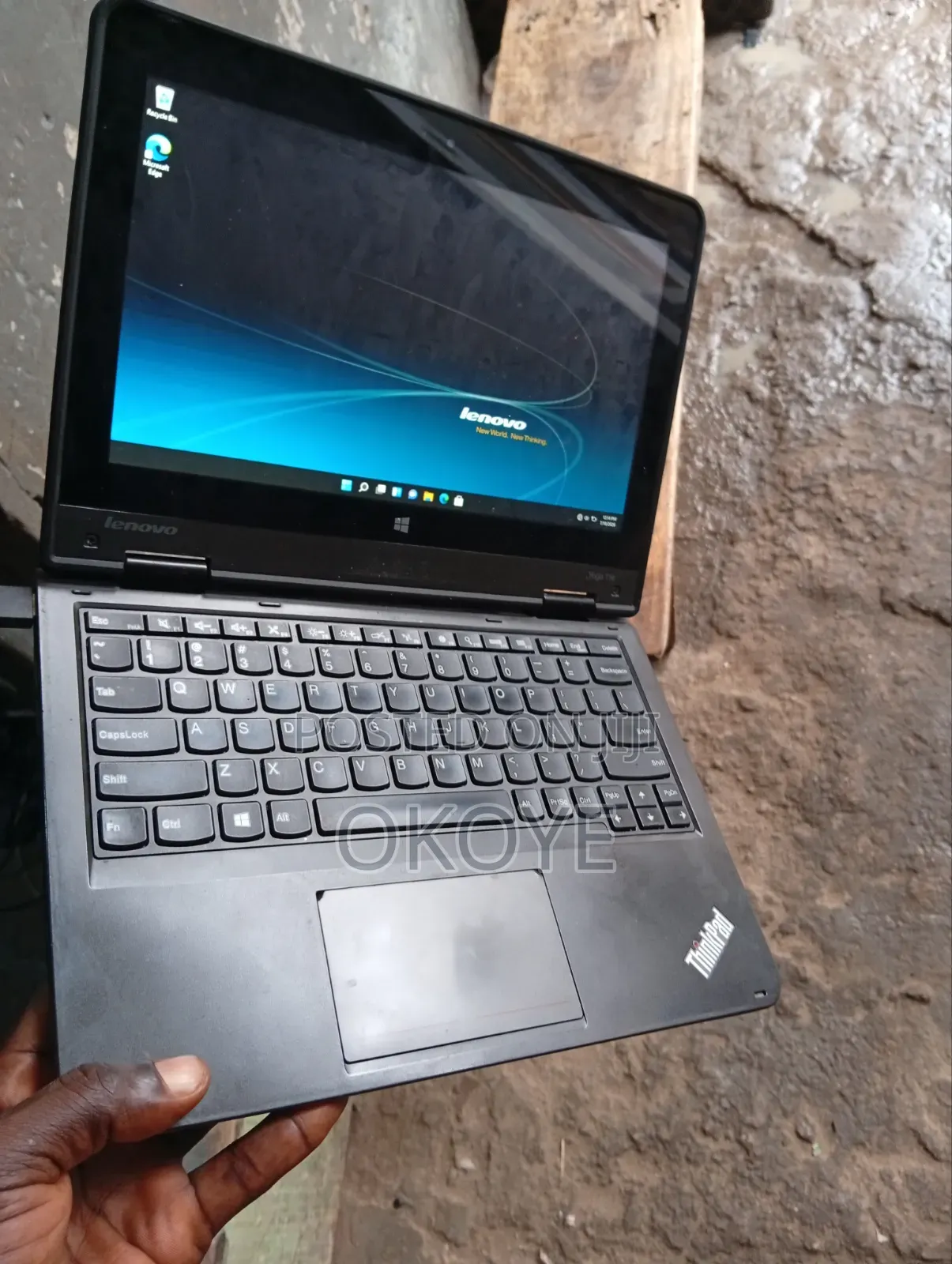 Laptop Lenovo Yoga 11e 4GB Intel Celeron SSD 128GB