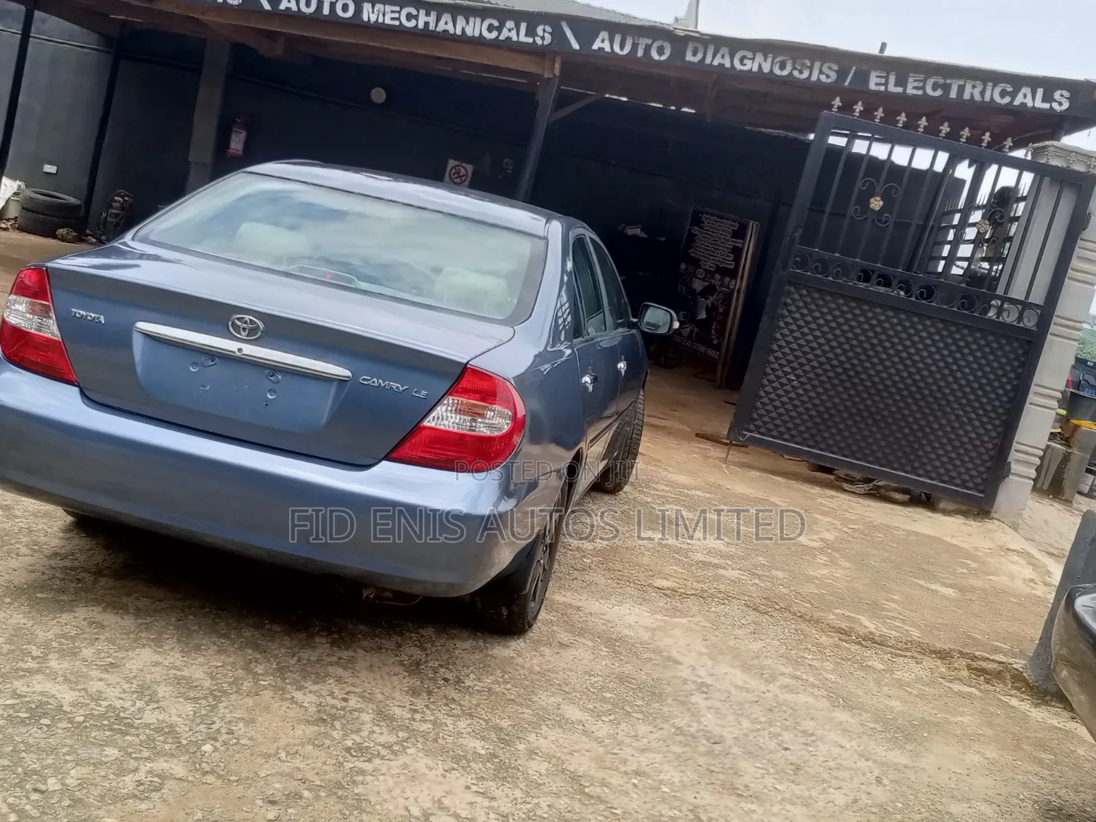 Toyota Camry LE 4dr Sedan (2.4L 4cyl 4A) 2004 Blue