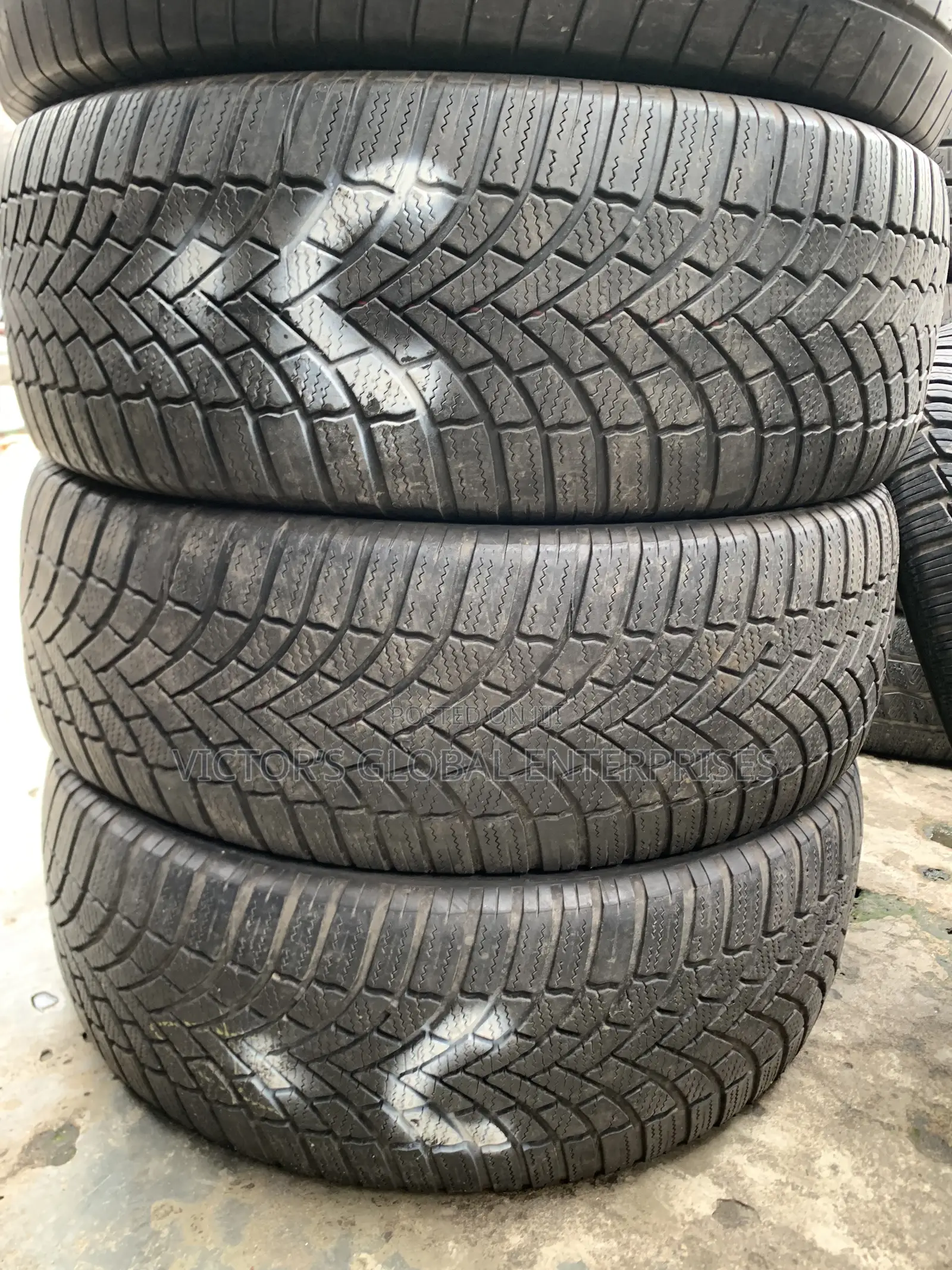 236/60 R18 Direct Tokunbo Tire – Clean, Strong Affordable