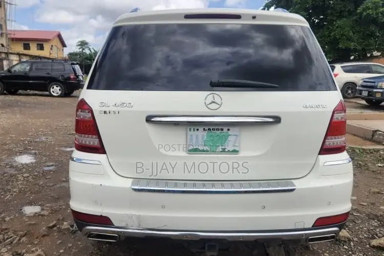 Mercedes-Benz GL-Class GL 450 2012 White