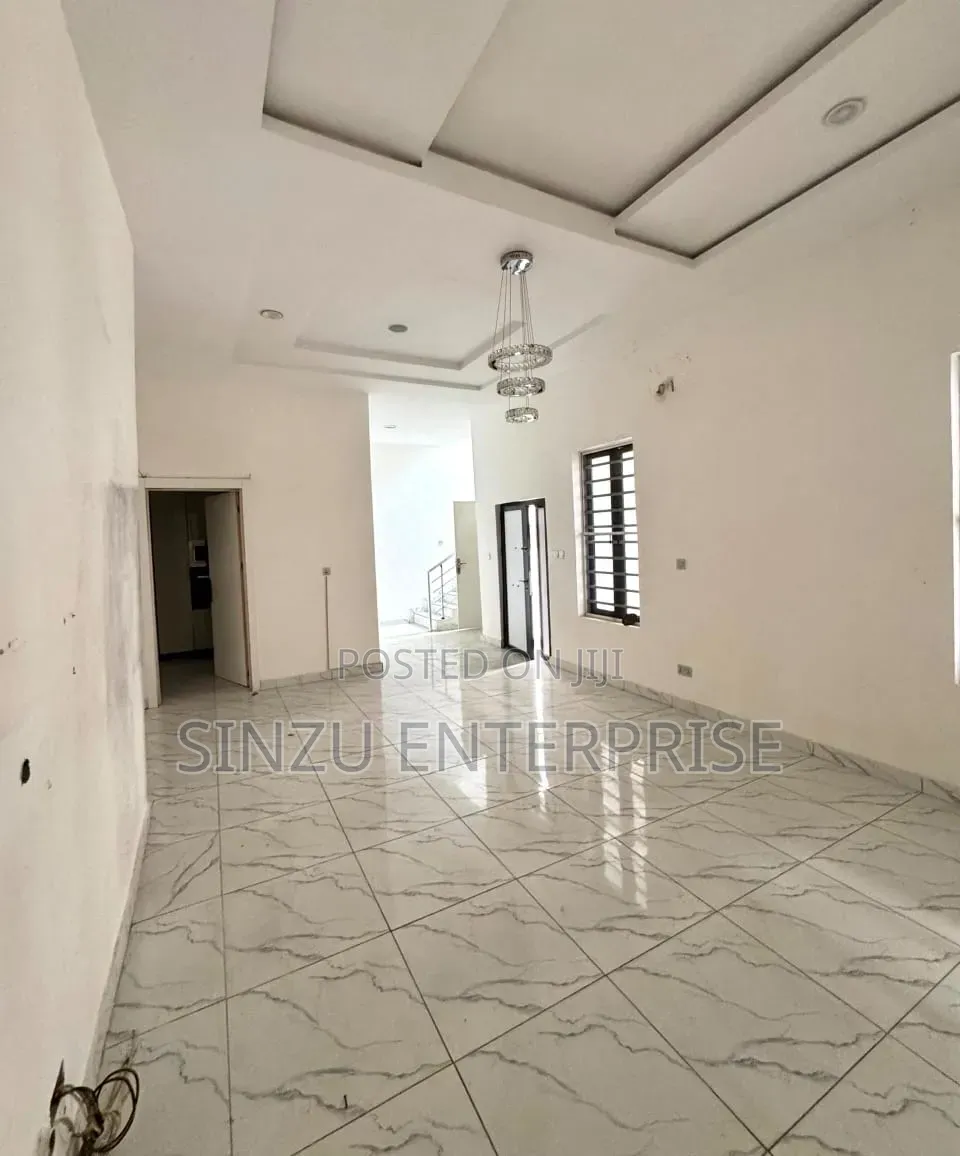 1bdrm Apartment in Oral Estate, Chevron for rent