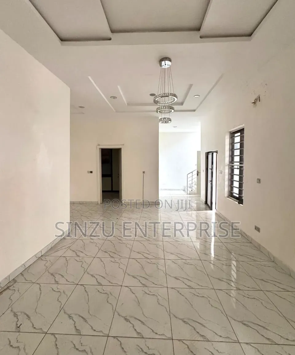 1bdrm Apartment in Oral Estate, Chevron for rent
