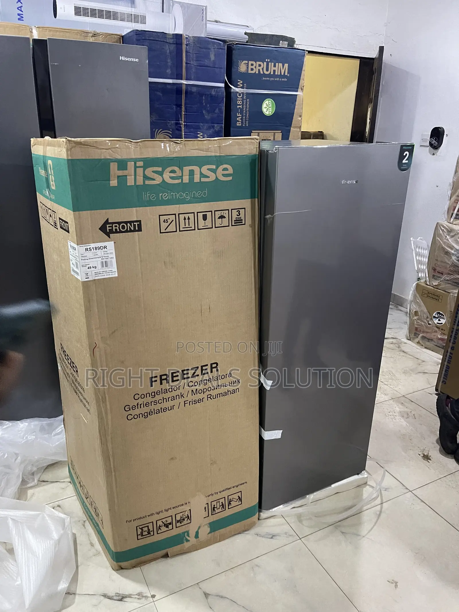 Brand New Hisense Rs189dr – Compact Size, Great Storage