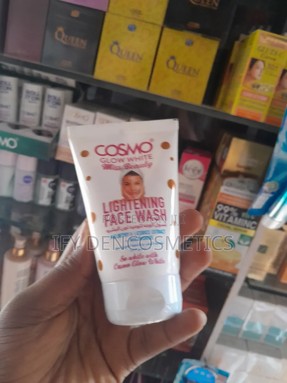 Cosmo Glow White Miss Beauty Lightening Face Wash.