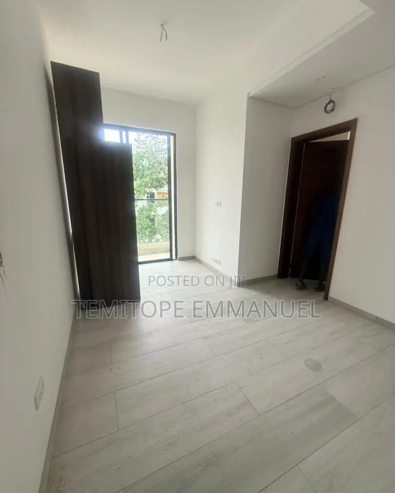 Furnished 4bdrm Maisonette in Ikoyi for sale