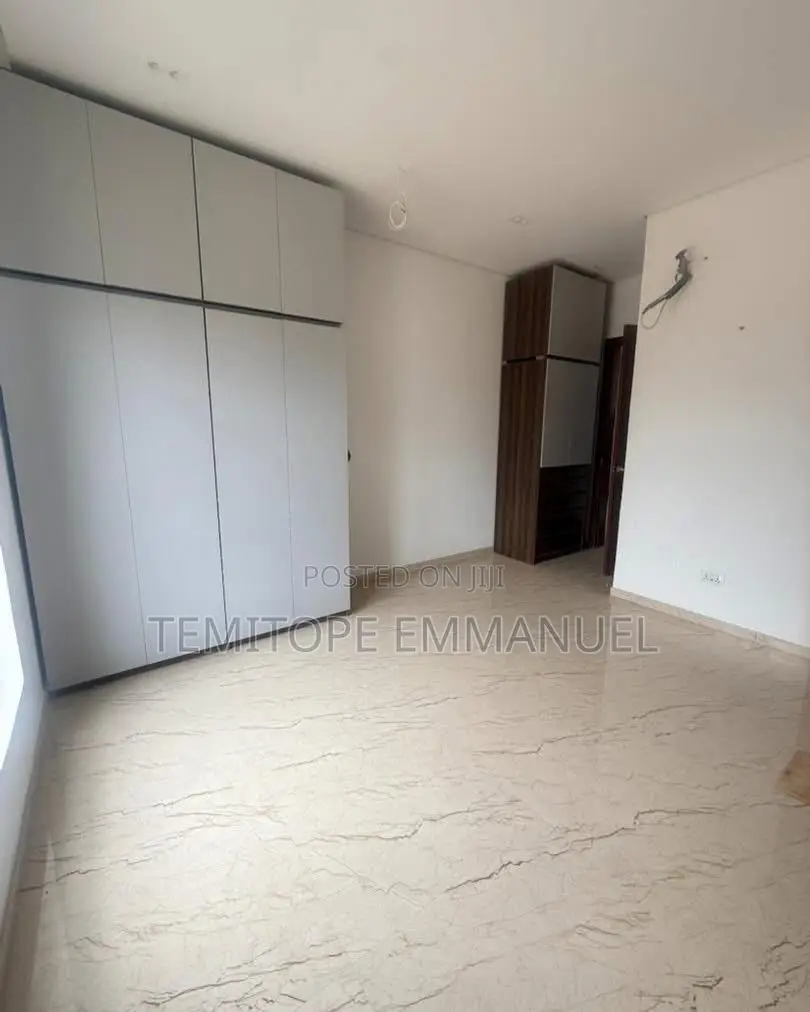 Furnished 4bdrm Maisonette in Ikoyi for sale