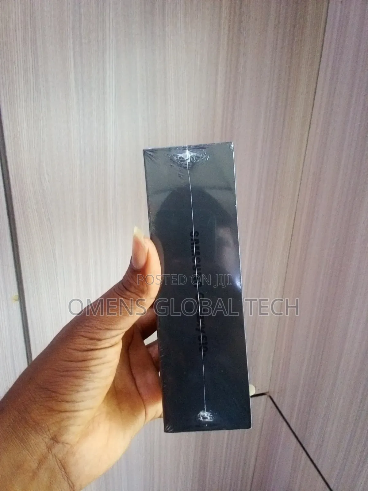 New Samsung Galaxy S10 128 GB Green