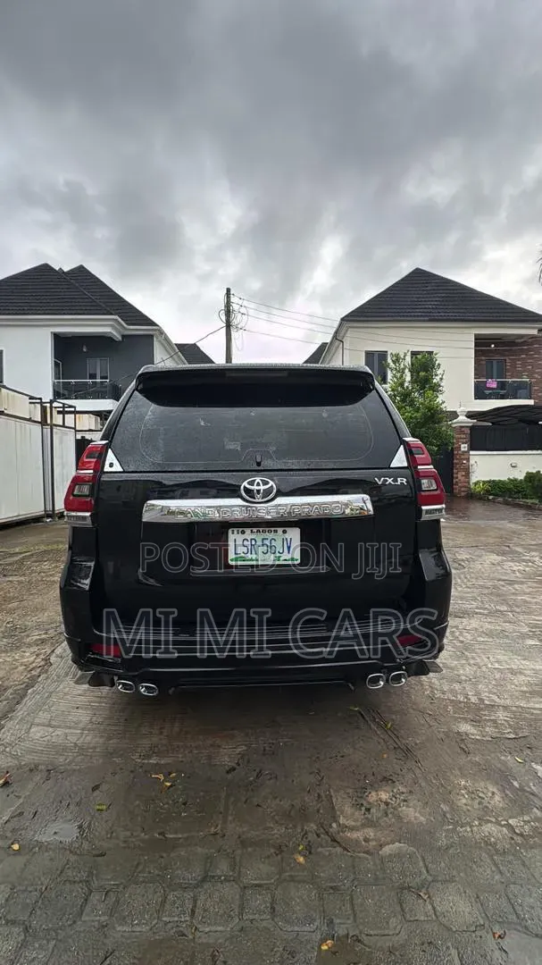 Toyota Land Cruiser Prado 2014 Black
