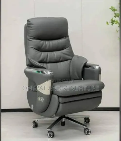Quality Ai Smart Full Body Massaging Aging Chair