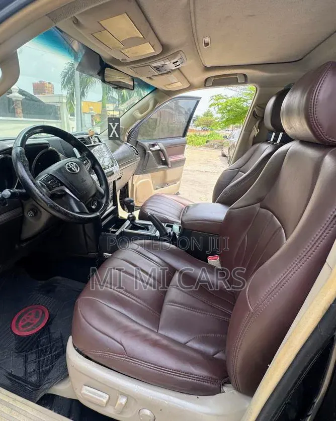 Toyota Land Cruiser Prado 2014 Black