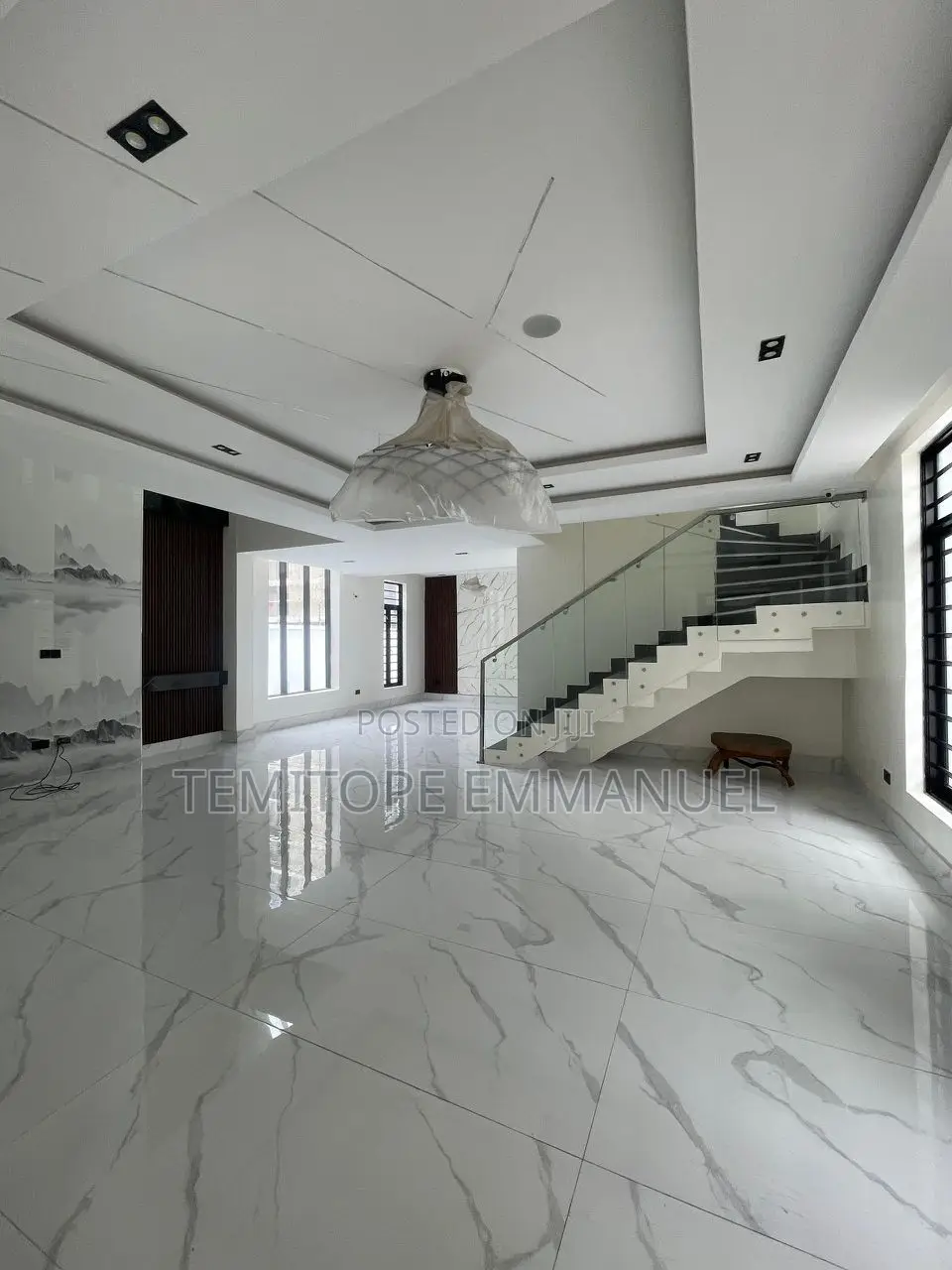 Furnished 5bdrm House in Lekki Phase 1 for sale