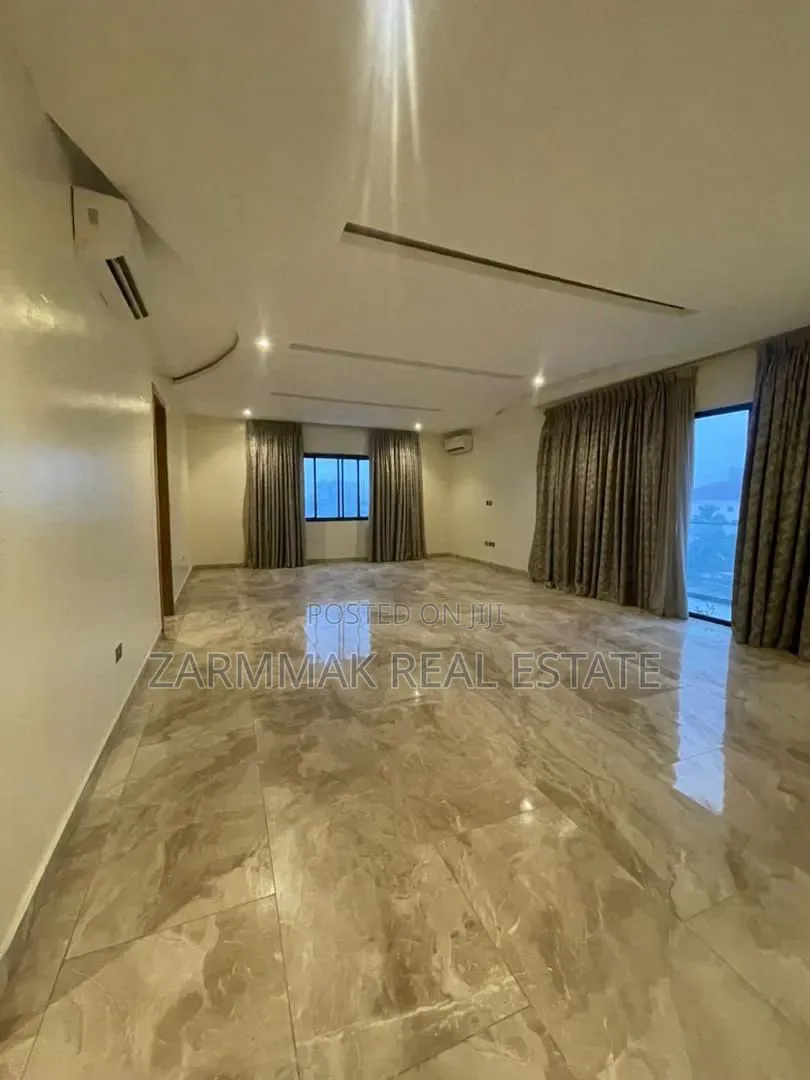 4bdrm Maisonette in Ikoyi for rent