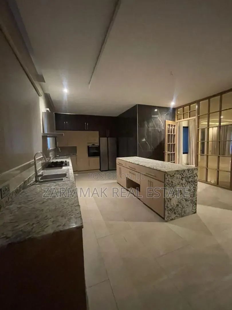 4bdrm Maisonette in Ikoyi for rent