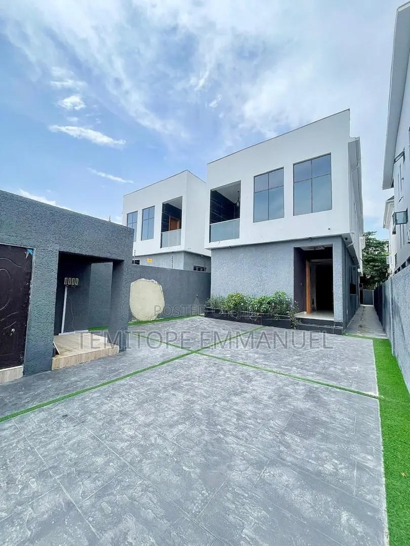 Furnished 5bdrm House in Ologolo for sale