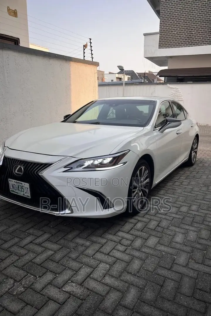 Lexus ES 350 Luxury 2020 White