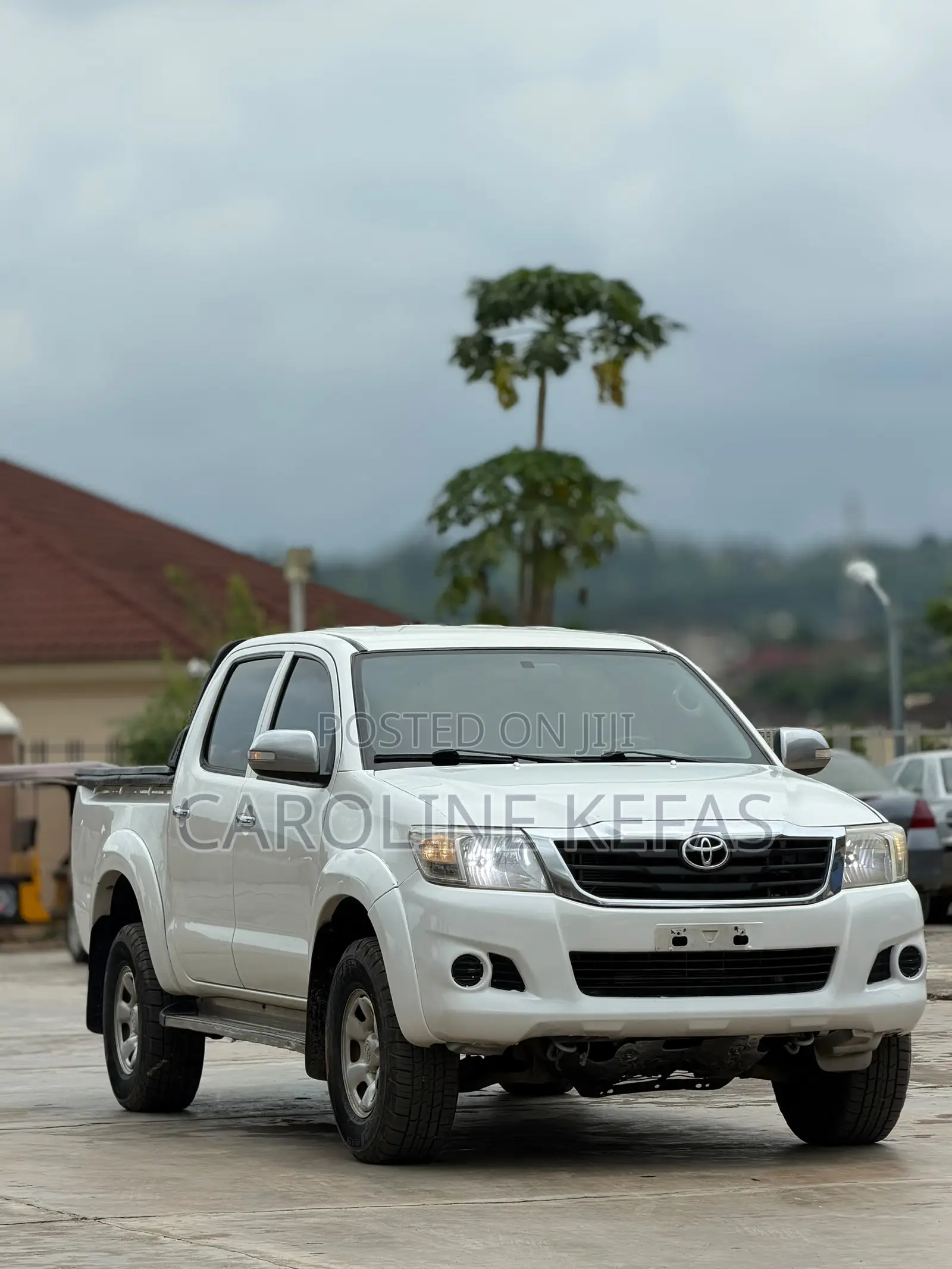Toyota Hilux 2014 White
