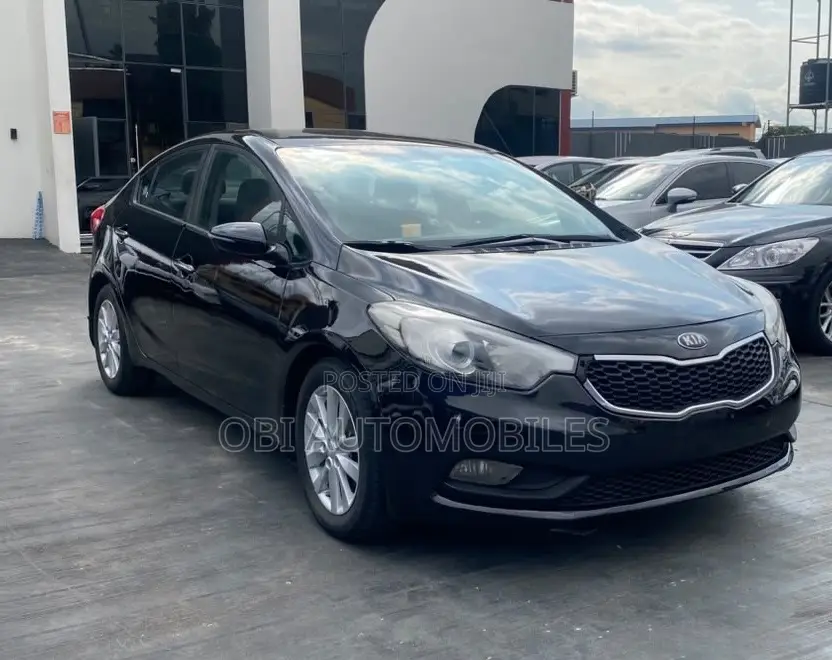 Kia Cerato 2015 Black