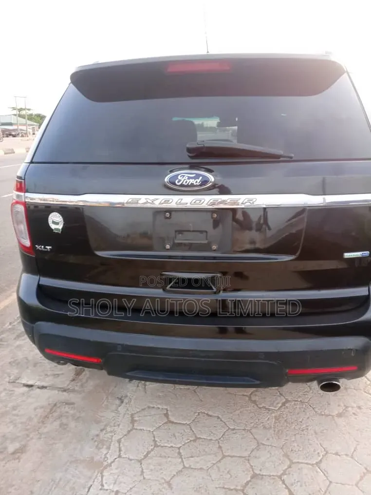Ford Explorer 2013 Black