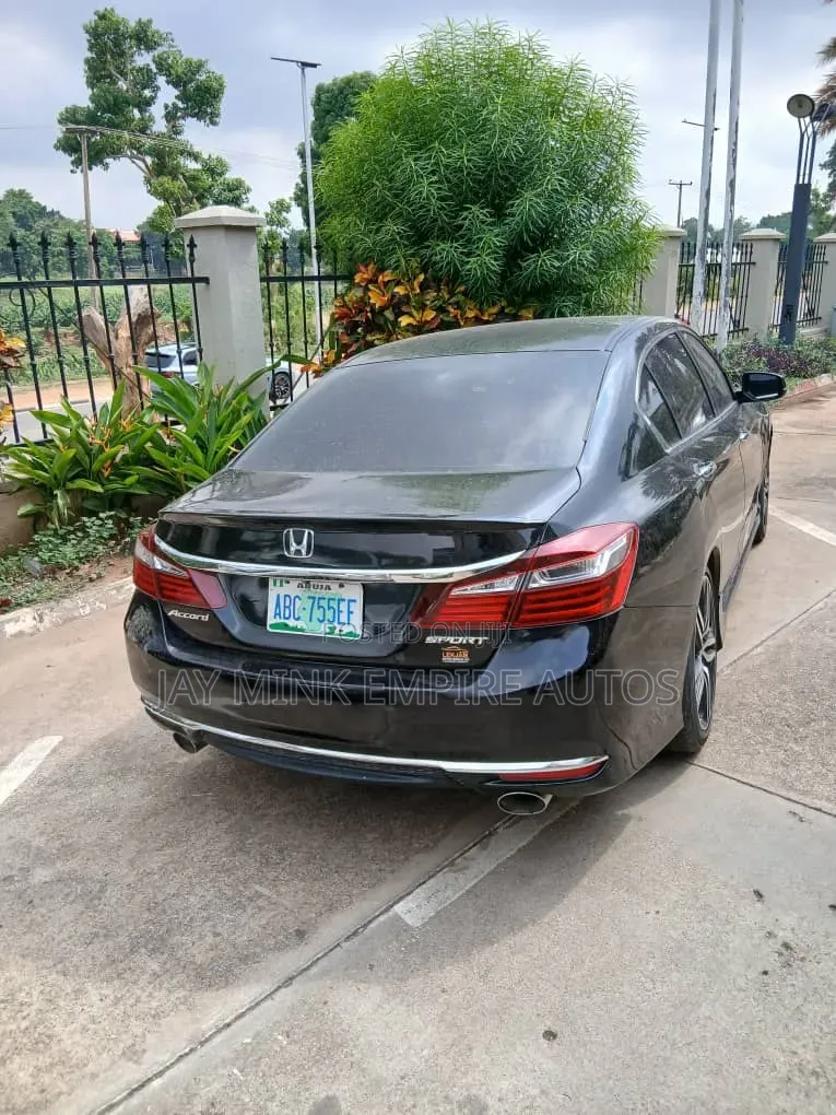 Honda Accord 2016 Black