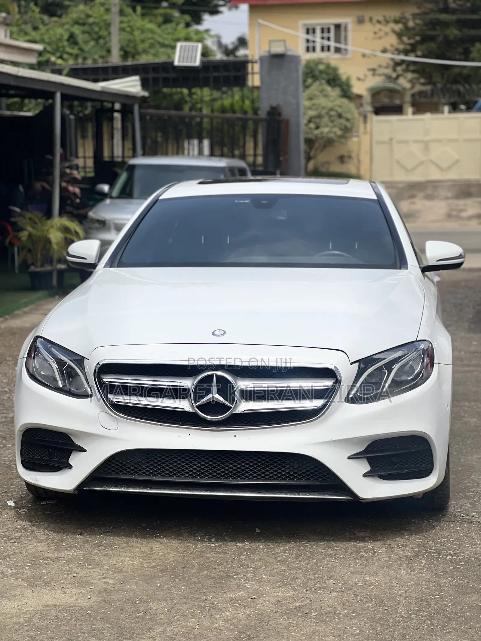 Mercedes-Benz E300 4Matic AWD Sedan (2.0L 4cyl 9A) 2017 White
