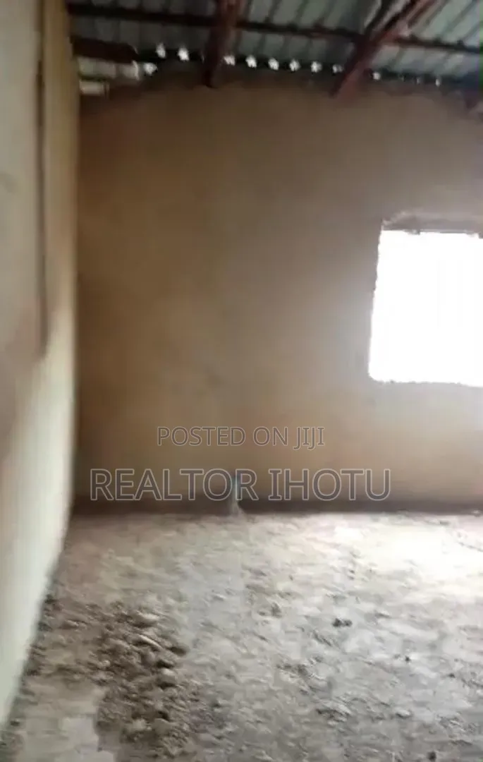 3bdrm Block of Flats in Mabushi for sale